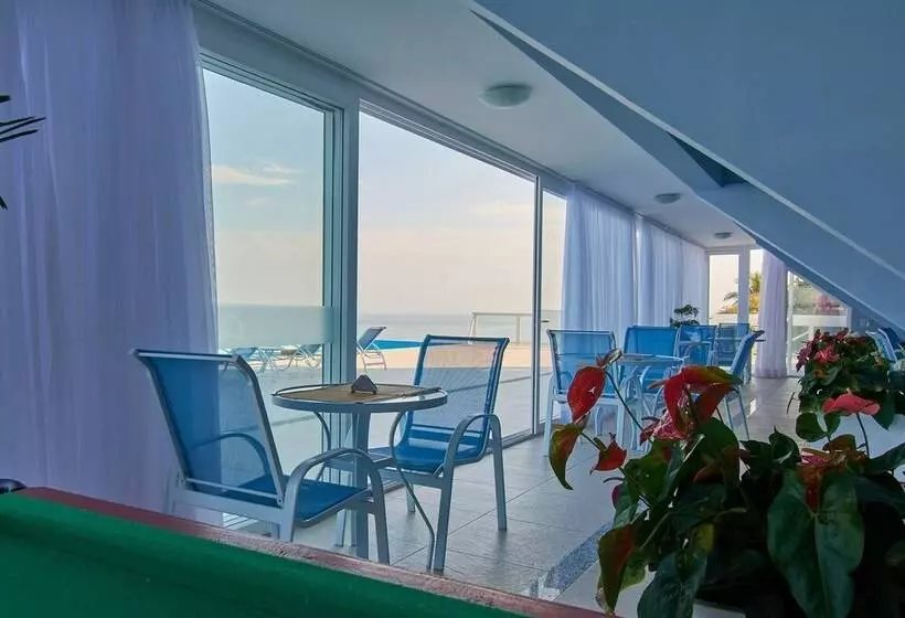 ホテル Casa E Mar