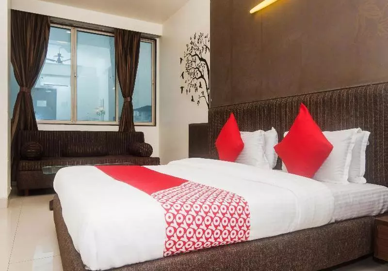 هتل Dolphin Club By Oyo Rooms