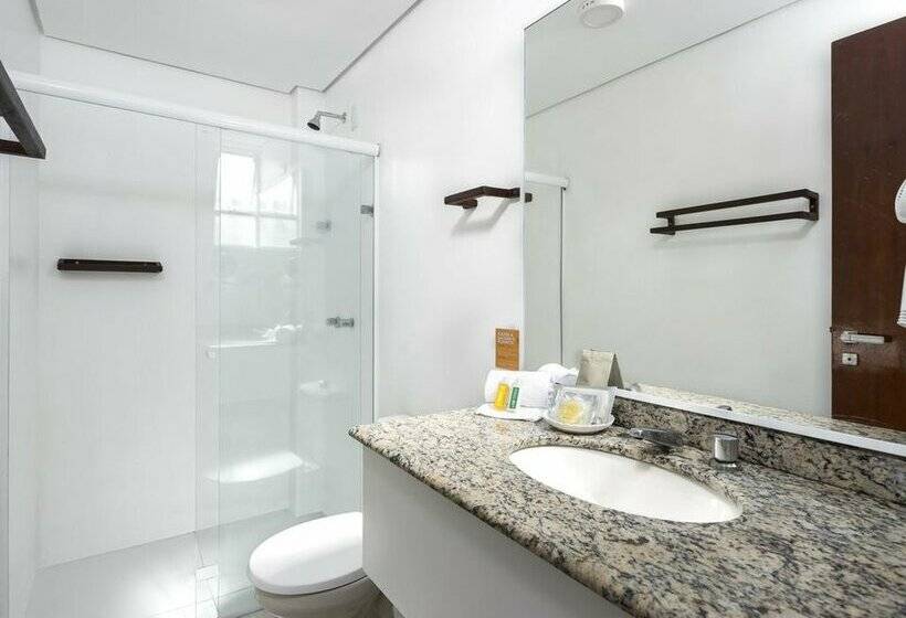 Makkai Resort Bombinhas