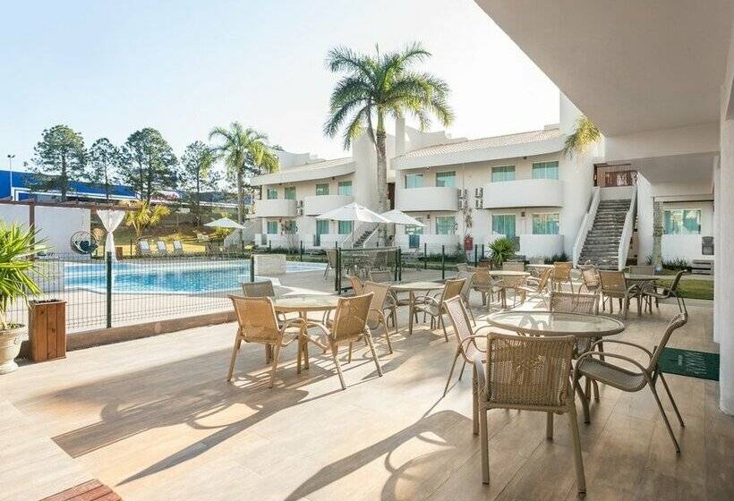 Makkai Resort Bombinhas