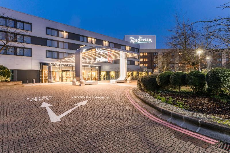 Hotelli Radisson Red London Heathrow