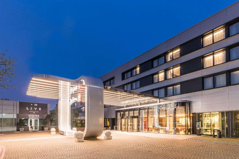 Hotelli Radisson Red London Heathrow