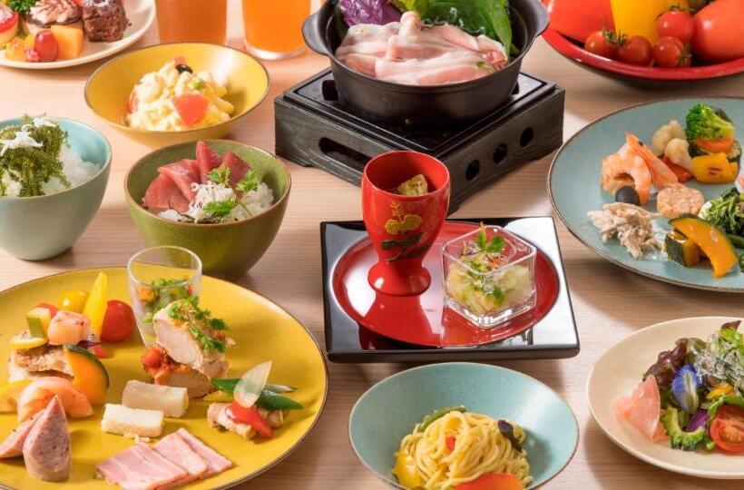 هتل Sansui Naha ryukyu Hot Spring Naminoueyu