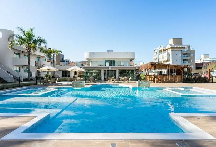 Makkai Resort Bombinhas