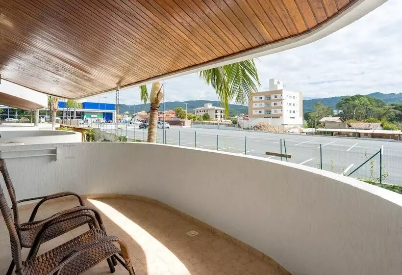 Makkai Resort Bombinhas