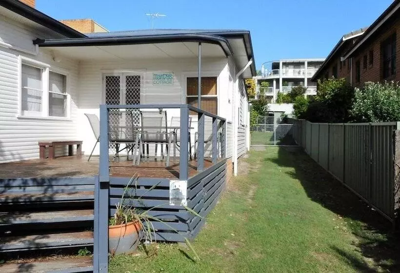 Mandys Cottage   7 Memorial Avenue South West Rocks
