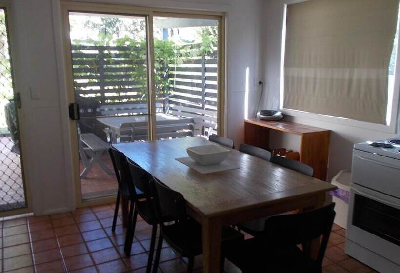 Mandys Cottage 7 Memorial Avenue South West Rocks