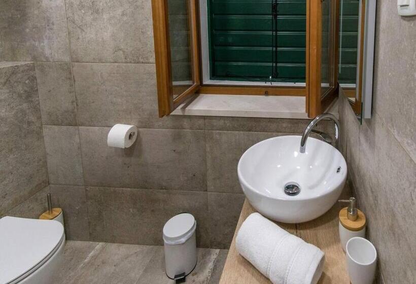 بنسيون Jr Luxury Guesthouse