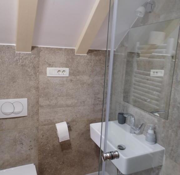 بنسيون Jr Luxury Guesthouse