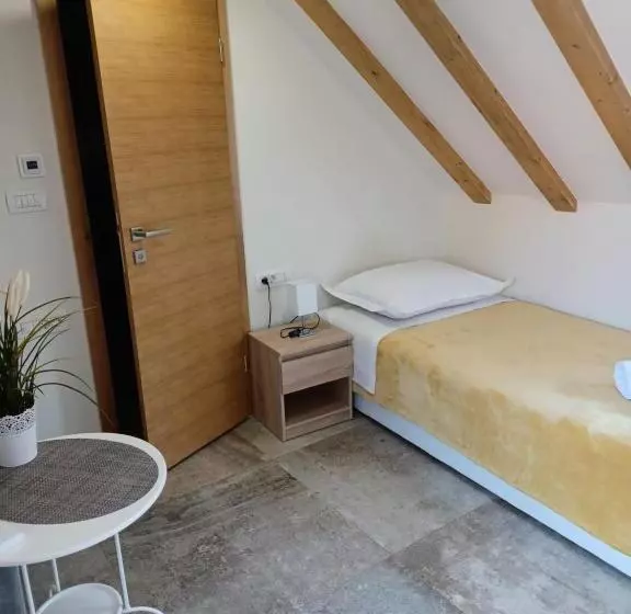 ペンション Jr Luxury Guesthouse