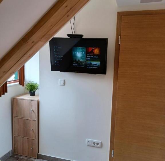 بنسيون Jr Luxury Guesthouse