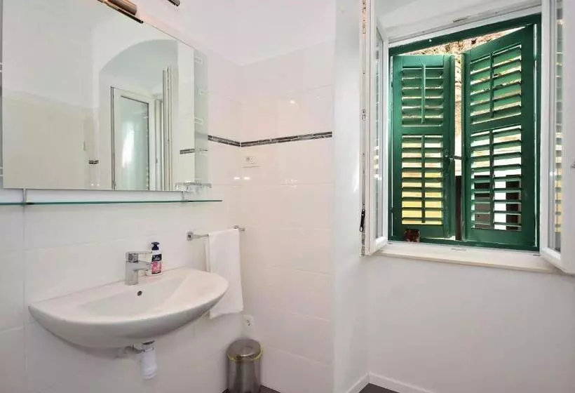 ペンション Jr Luxury Guesthouse