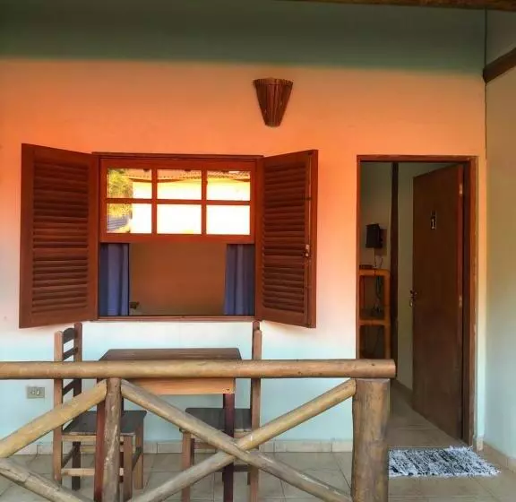 ペンション Pousada Vila Cambury