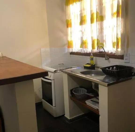 ペンション Pousada Vila Cambury