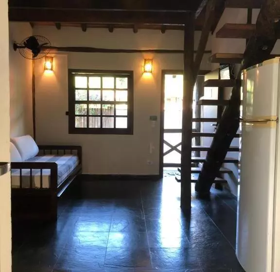 ペンション Pousada Vila Cambury