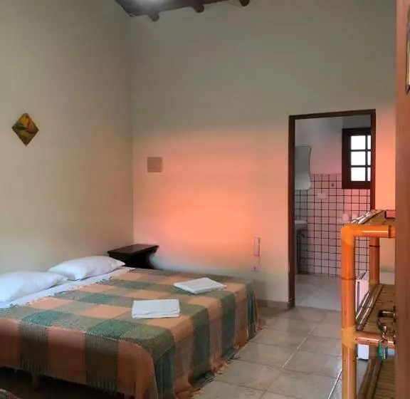 ペンション Pousada Vila Cambury