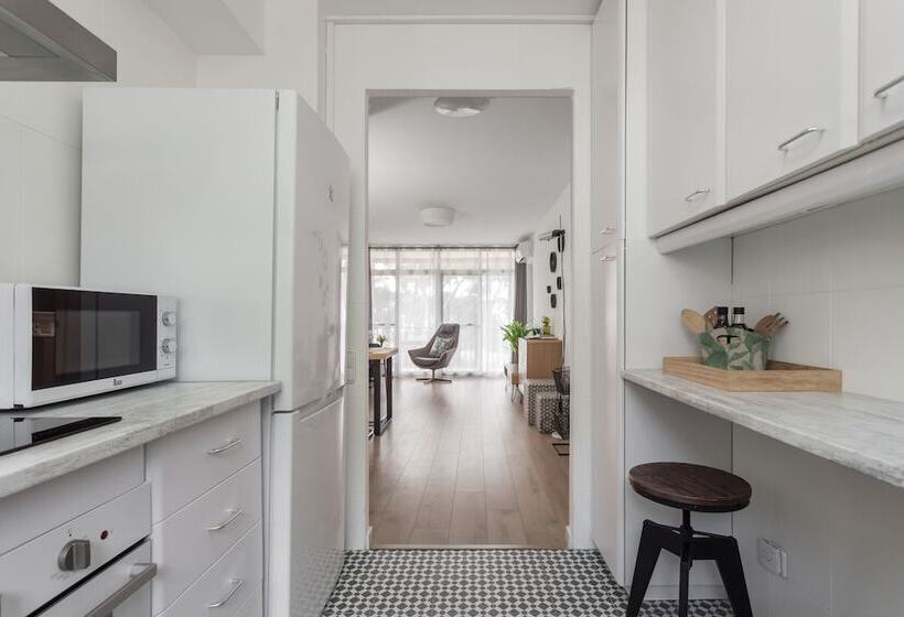 Sybaris Be My Guest Castelldefels