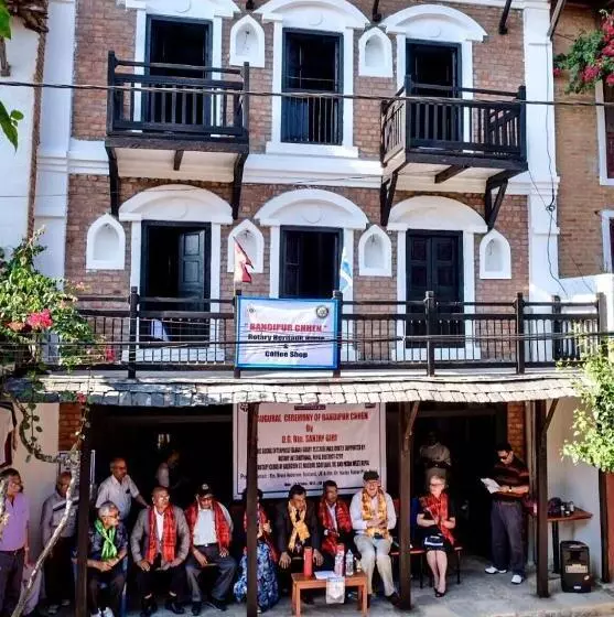 تختخواب و صبحانه Bandipur Chhen