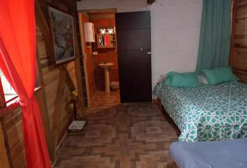ベッドアンドブレックファースト La Casa Del Bosque Via Saladito