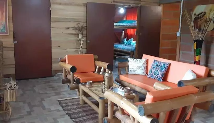 ベッドアンドブレックファースト La Casa Del Bosque Via Saladito