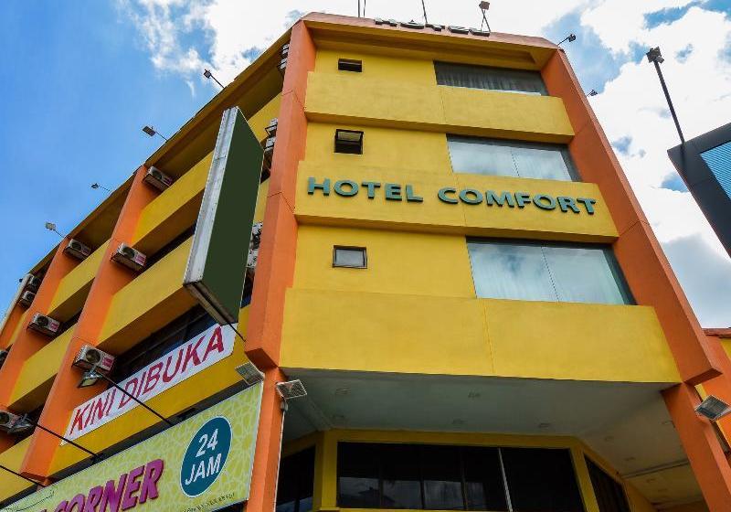 Comfort Hotel By Oyo Rooms
