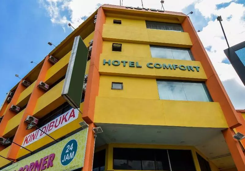 Comfort Hotel By Oyo Rooms