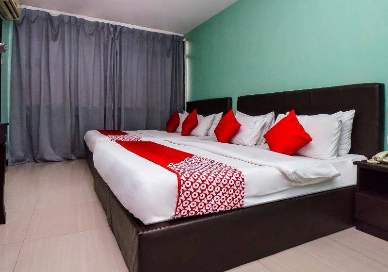 Comfort Hotel By Oyo Rooms
