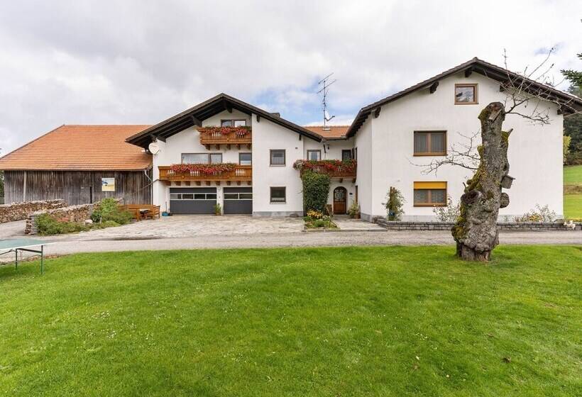 Cozy Apartment In Sonnen Bavaria Near Forest
