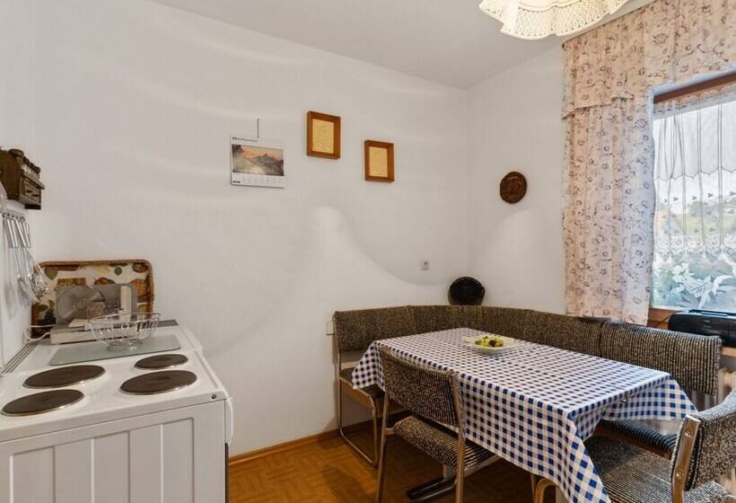 Cozy Apartment In Sonnen Bavaria Near Forest