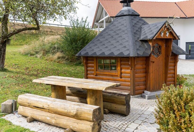 Cozy Apartment In Sonnen Bavaria Near Forest