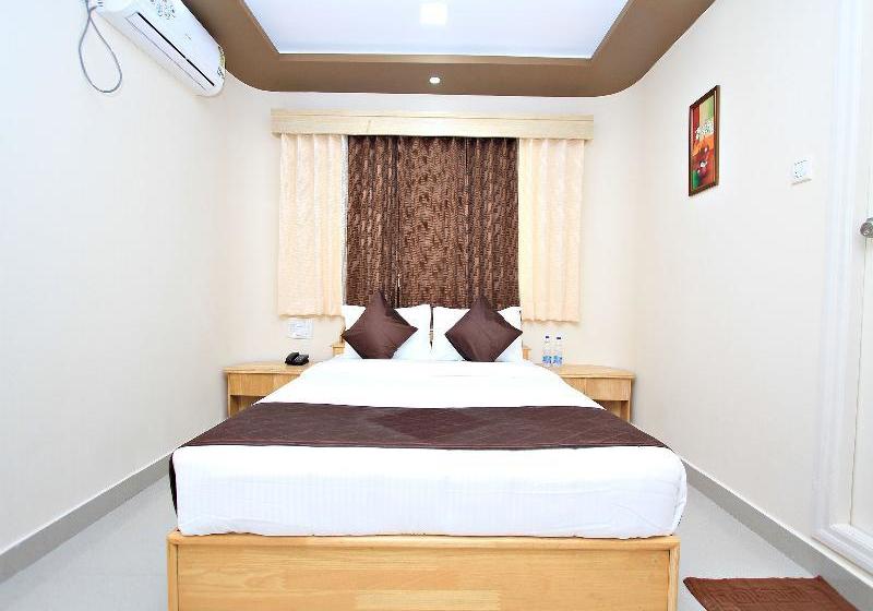 בית מלון כפרי Bluemoon Comforts, Koramangala By Oyo Rooms