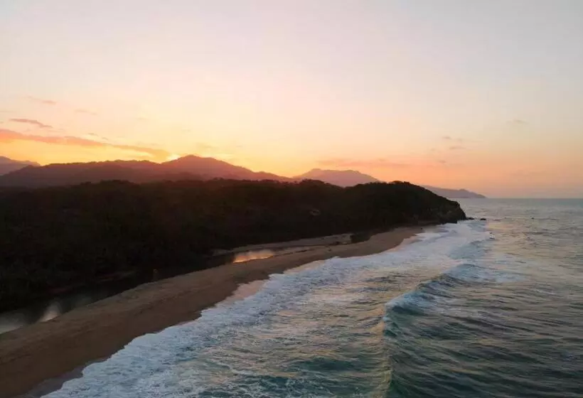 Hotelli Casa Bambu Tayrona, Los Naranjos