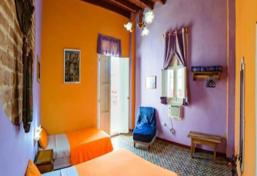 هتل Casa De Ramon El Artista