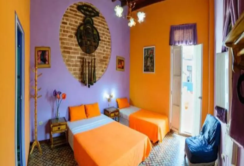هتل Casa De Ramon El Artista