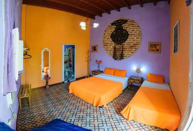 هتل Casa De Ramon El Artista