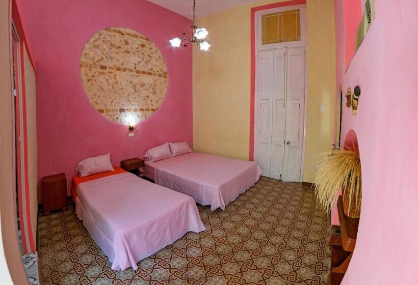 هتل Casa De Ramon El Artista