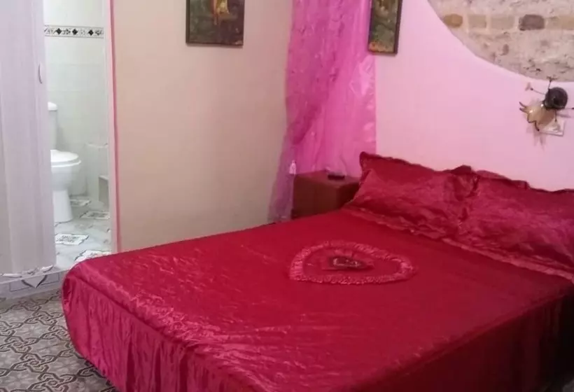 هتل Casa De Ramon El Artista