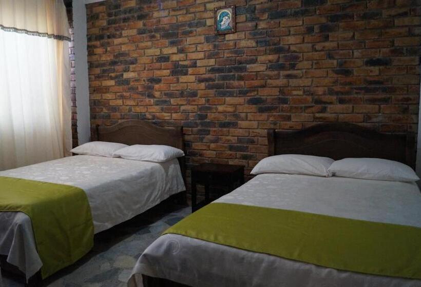 בית מלון כפרי Engatama