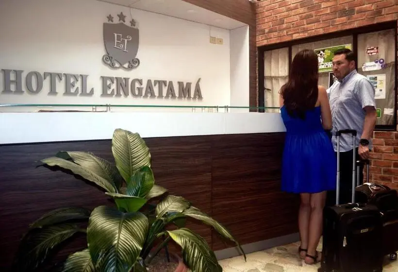 ホテル Engatama