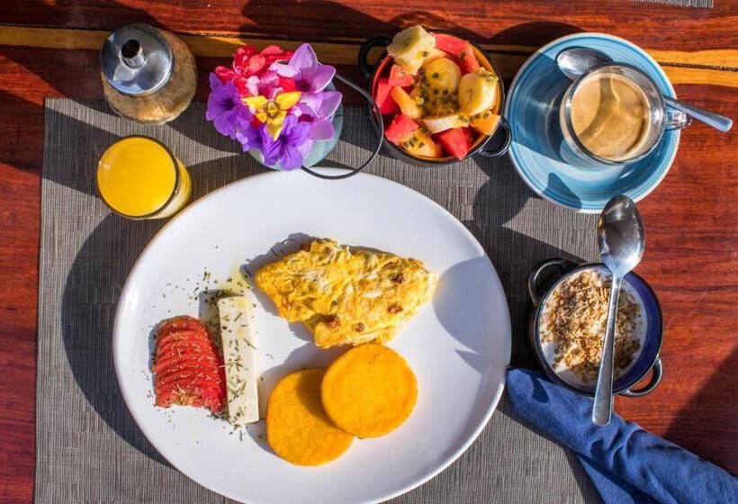 Отель Kambutaleko