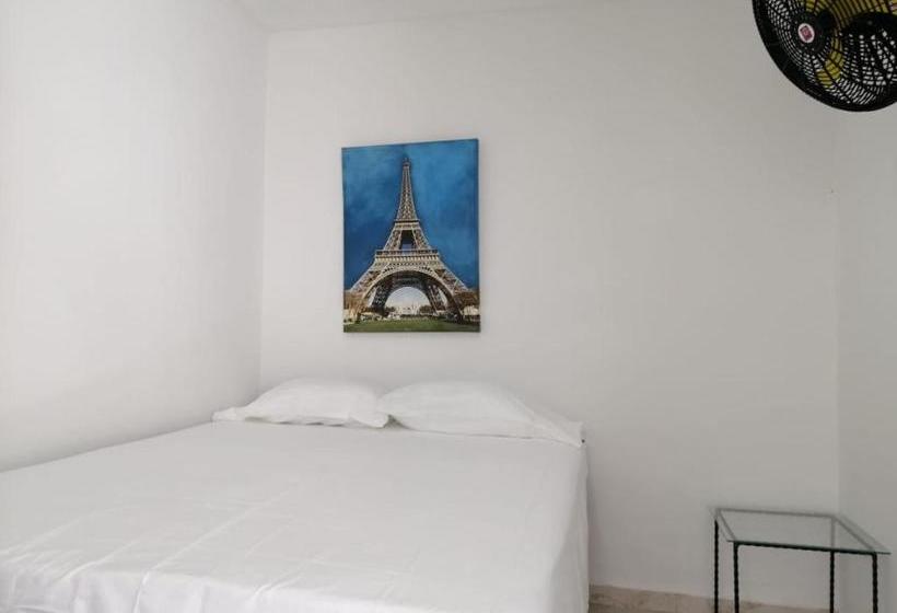 酒店 San Juan Plaza