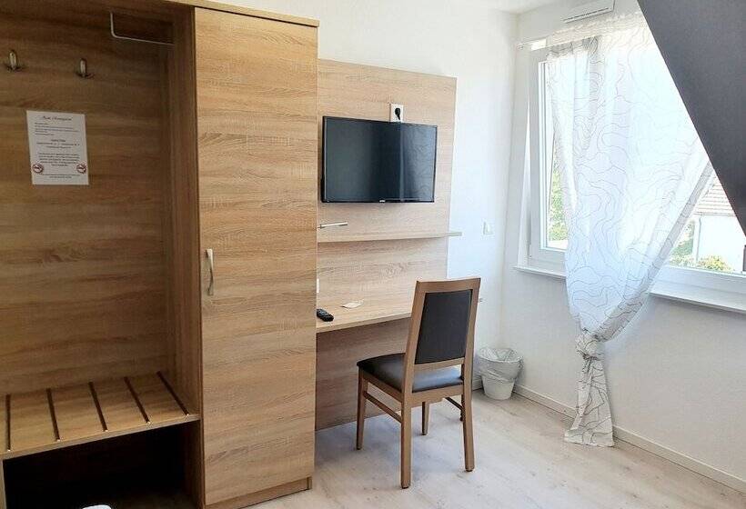 בית מלון כפרי Zum Rosengarten