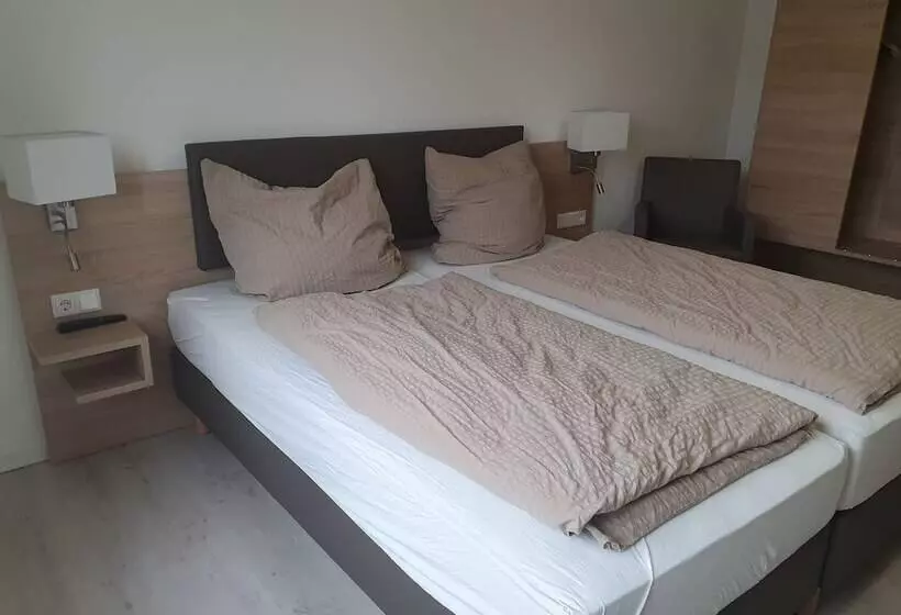 ホテル Zum Rosengarten