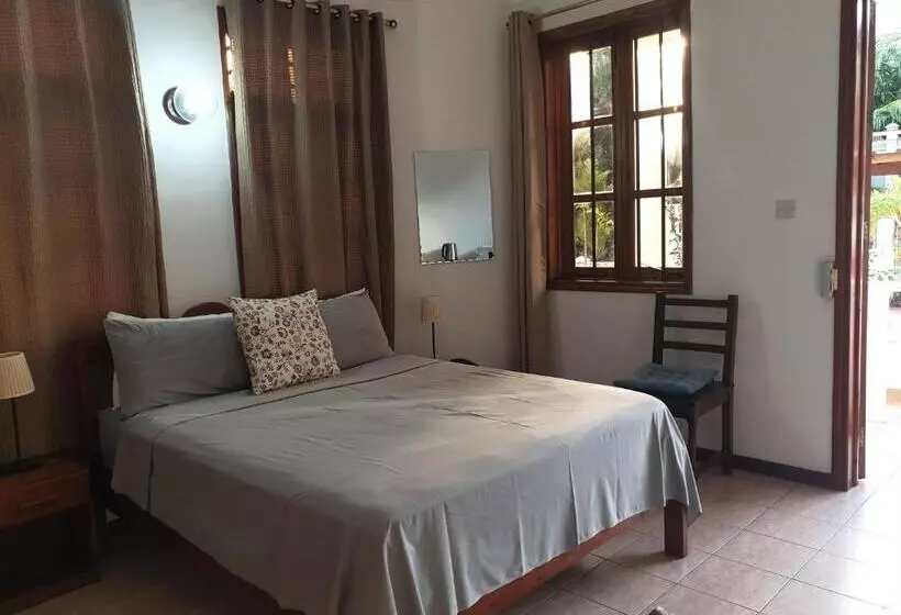 La Maison Hibiscus Self Catering Accommodation