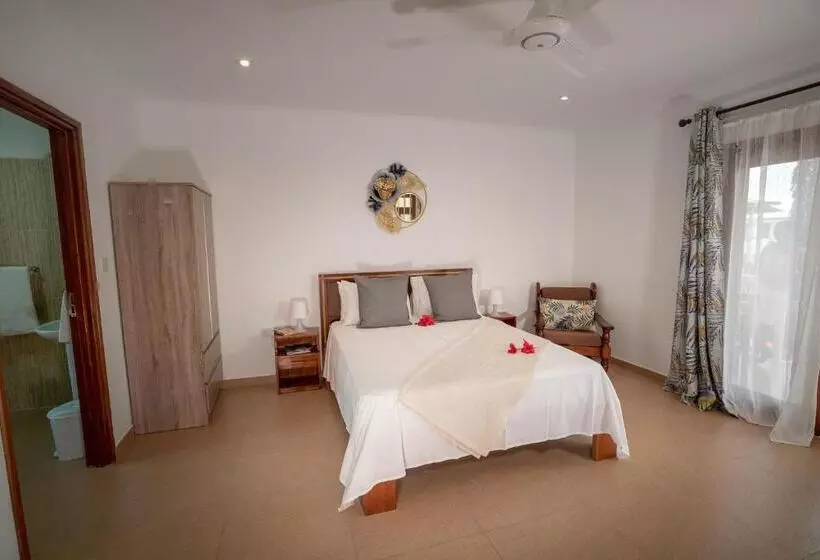 La Maison Hibiscus Self Catering Accommodation