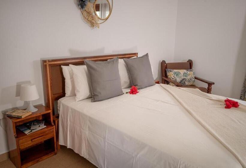 La Maison Hibiscus Self Catering Accommodation