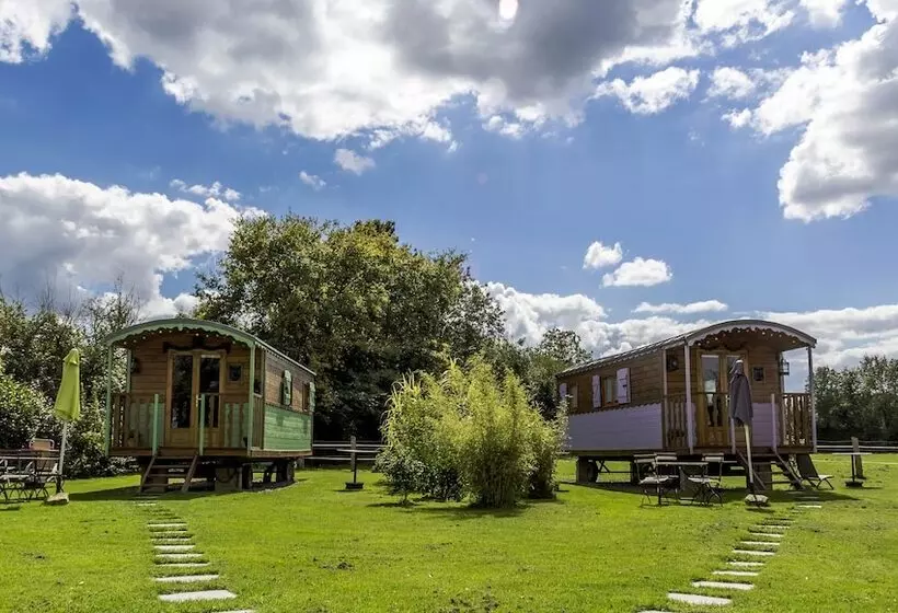 ペンション Les Roulottes De La Brauderie