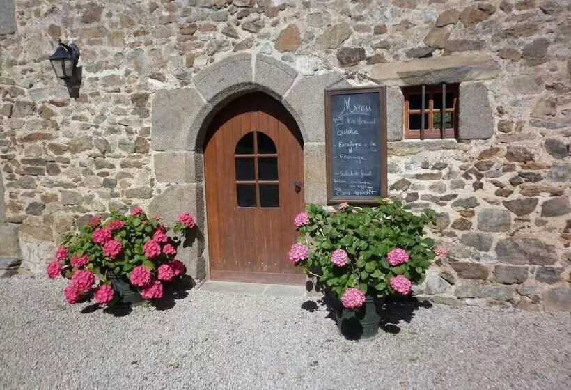 Majatalo Logis Le Manoir De La Foulerie