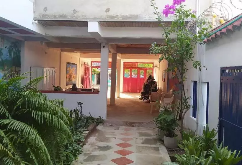 ペンション Milimar Hostal