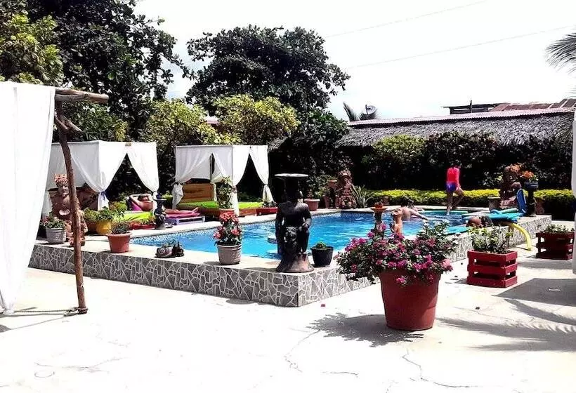 The Cottages By The Sea